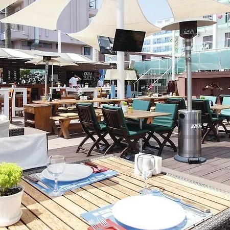 Blue Bay Platinum Hotel